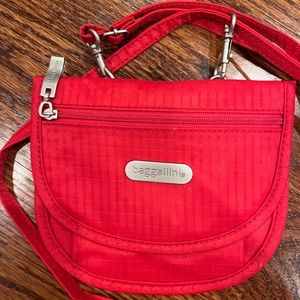 Brand New Baggallini Teenee Mini Adjustable Crossbody Red Travel Wallet